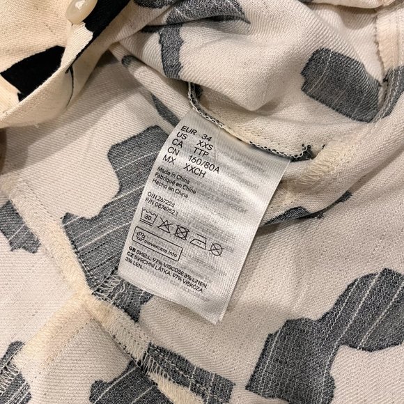 H&M Abstract Print Top - Picture 3 of 3